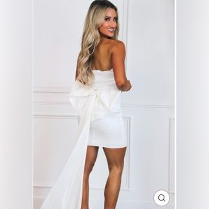BOW YOU AWAY STRAPLESS DRESS: WHITE